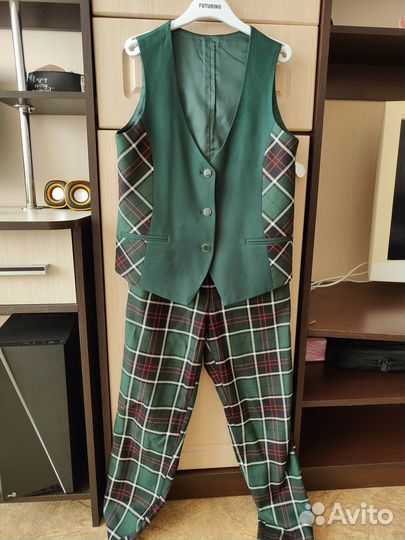 Школьные брюки и жилет