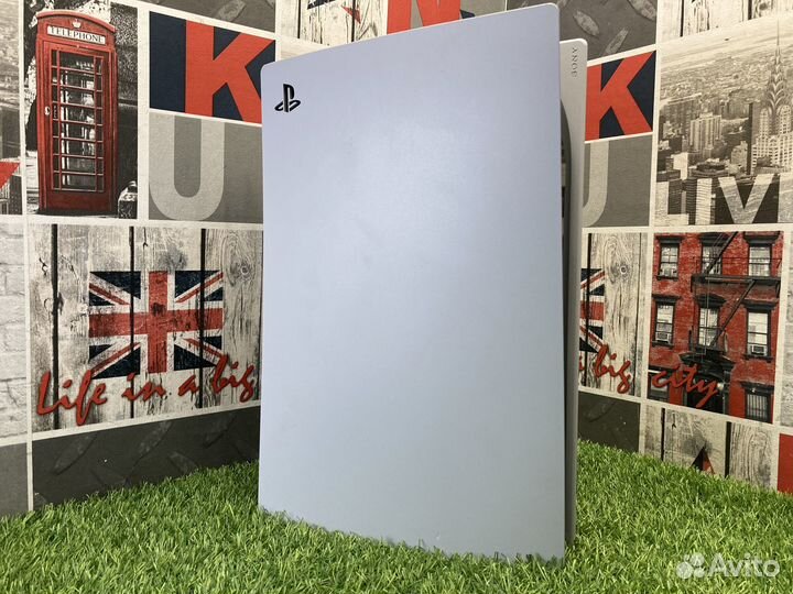 PlayStation 5 с дисководом 825 GB