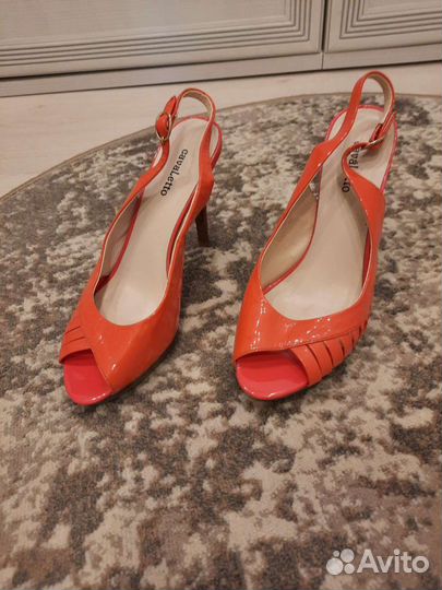 Босоножки женские 40 размер