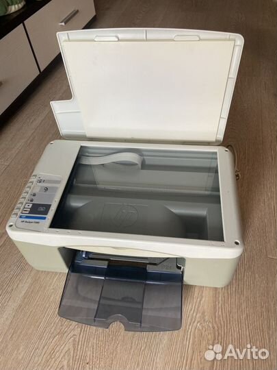 Принтер HP deskjet F300