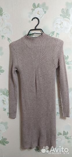 Платье женское 46 48