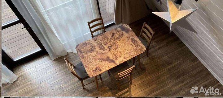 Кухонный стол 'Bright Cap'