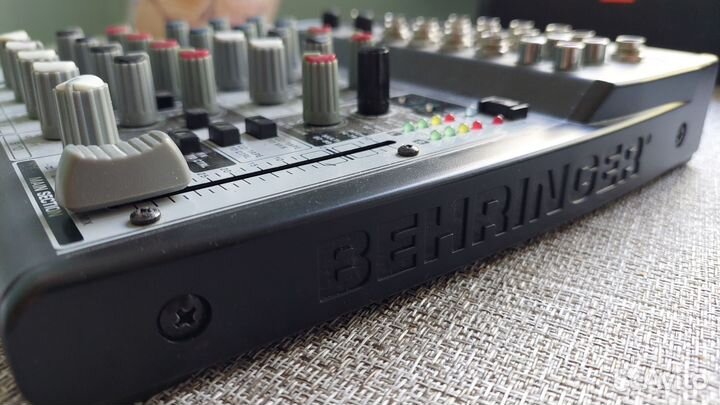 Микшерный пульт behringer xenyx 1002 fx