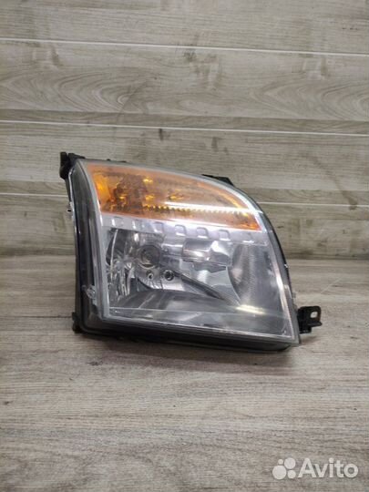 Фара правая Ford Fusion
