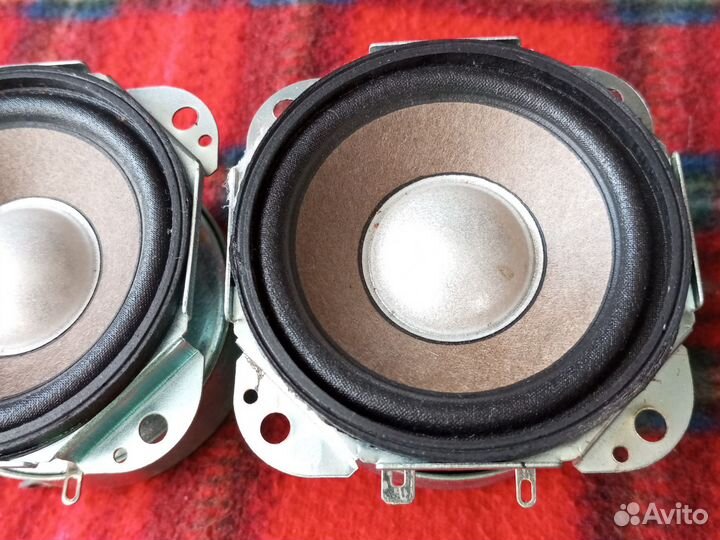 Динамики T65P08F6 в идеале