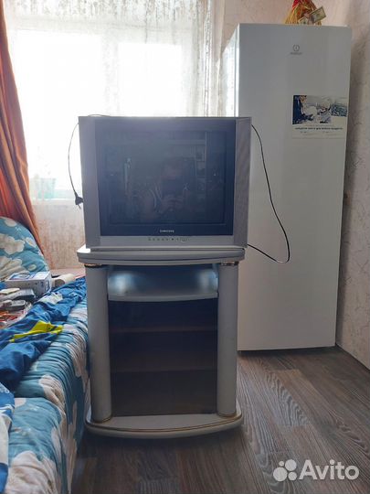 Телевизор бу 2000