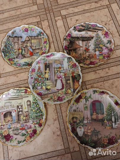 Royal Albert тарелки Рождество