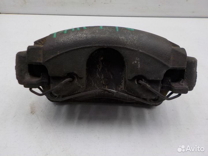 Суппорт тормозной передний левый Renault Scenic 20