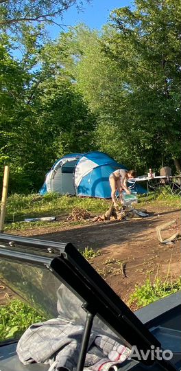 Палатка Quechua Arpenaz Family 4.2