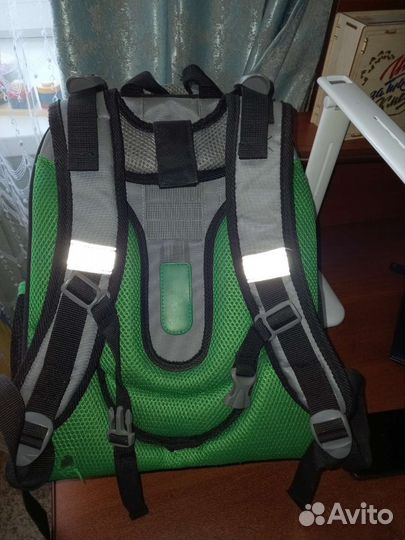 Школьный рюкзак