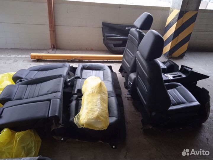 Салон dodge Charger LD