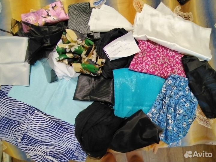 Отрезы ткани пакетом