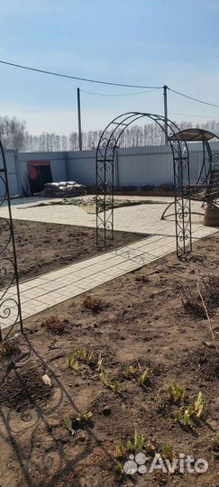 Арка садовая