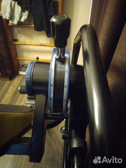 Инверсионный стол dfc желтого цвета XJ-CI-19mlgr