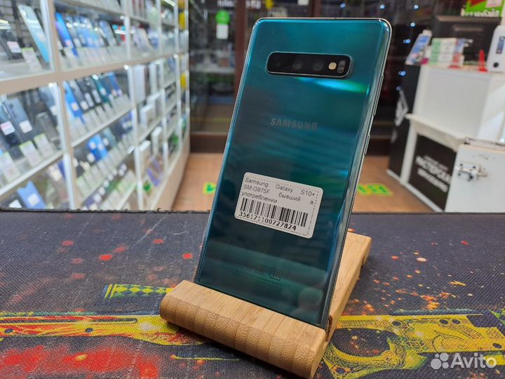Samsung Galaxy S10, 8/128 ГБ