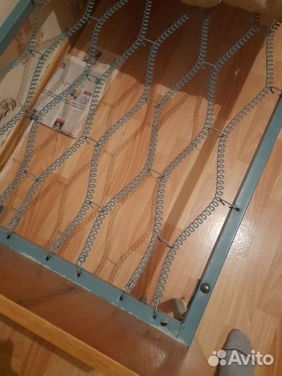 Кровать односпальная с матрасом бу 2 шт