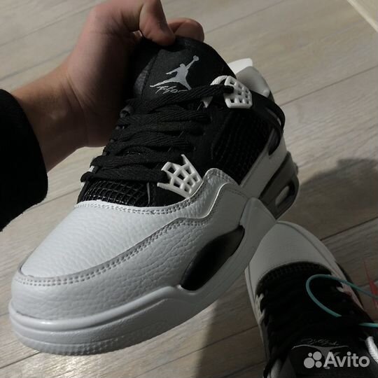 Кроссовки nike air jordan 4