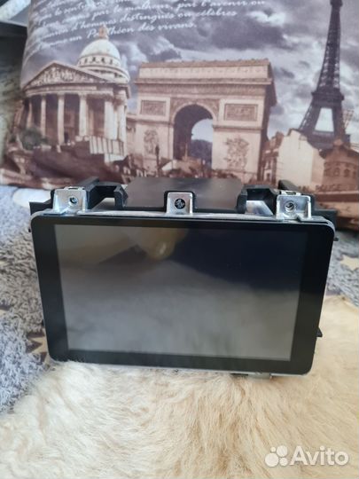 Штатная магнитола LADA vesta