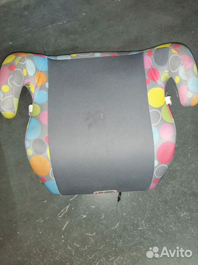 Автомобильный детский бустер