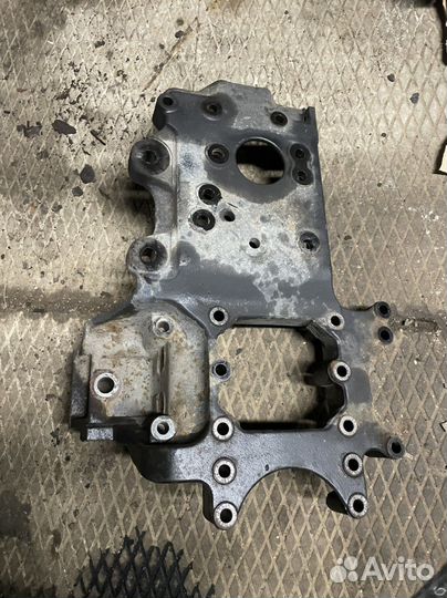 Кронштейн рессоры передней левый ман