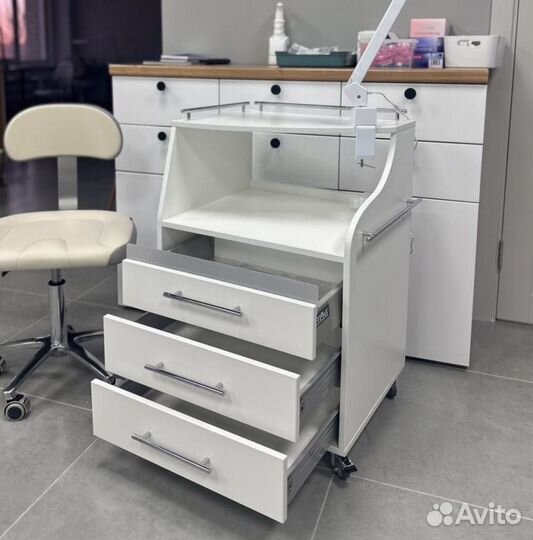 Педикюрная тумба спейс с уф стерилизацией