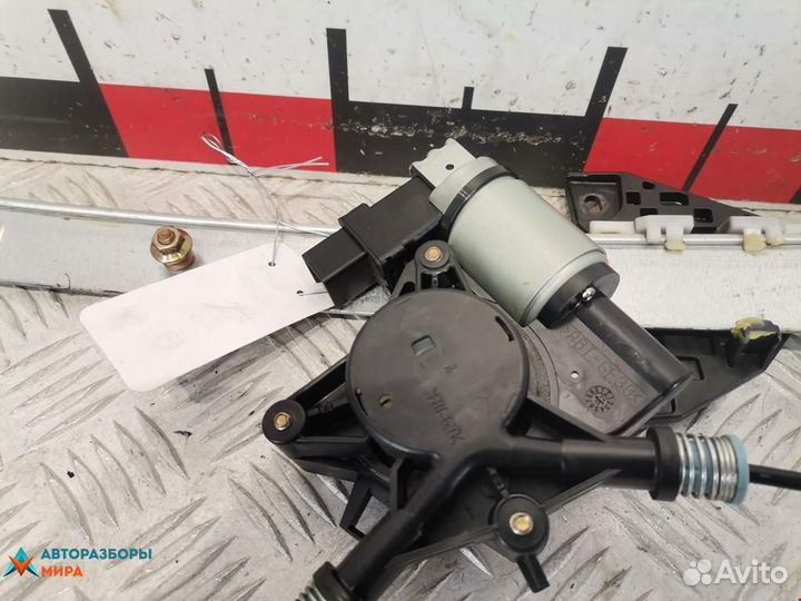 Стеклоподъемник передний правый Mazda 6 GG 2002