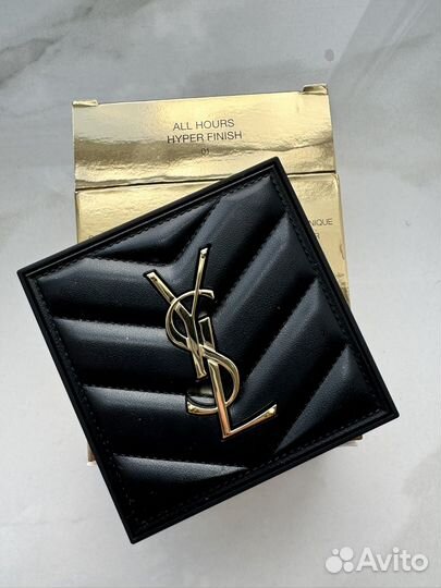 Yves Saint Laurent Hyper Finish пудра 01 оттенок