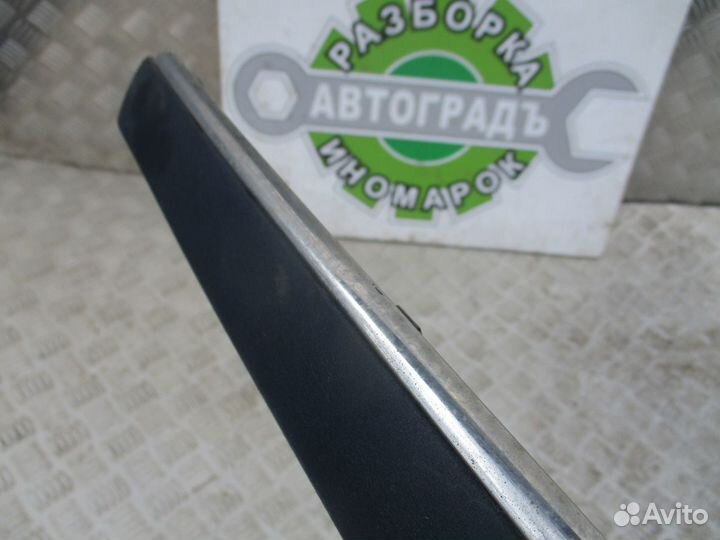 Молдинг заднего бампера центр. BMW E39 седан