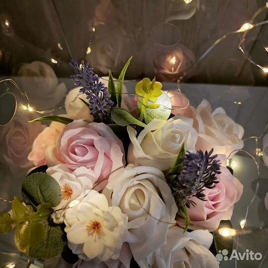 Букет из мыльных роз с подсветкой