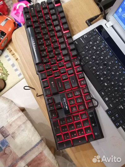 Игровая клавиатура с подсветкой