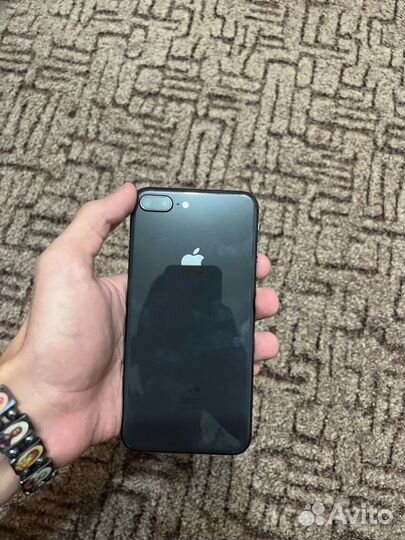 iPhone 8 Plus, 64 ГБ