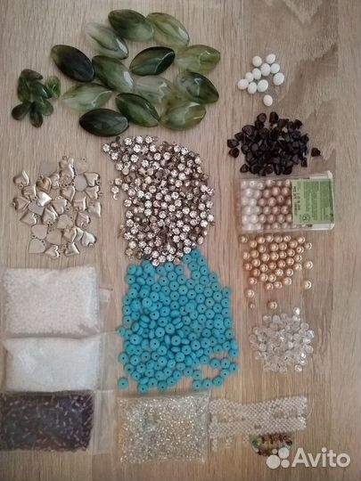 Бисер, бусины, подвеска