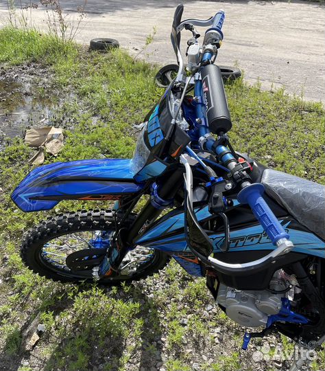 Мотоцикл FXmoto X8 NB300