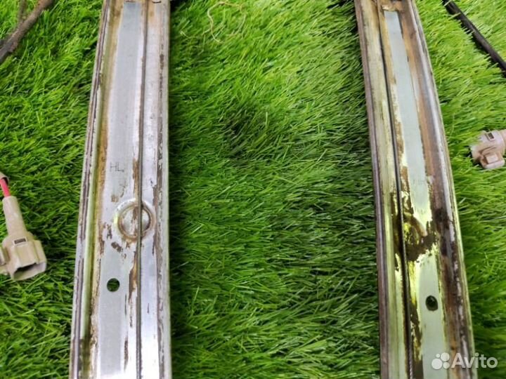 Стеклоподъемник задний правый Toyota Carina E