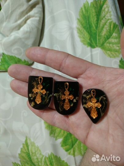 Свечи с полынью и подвески