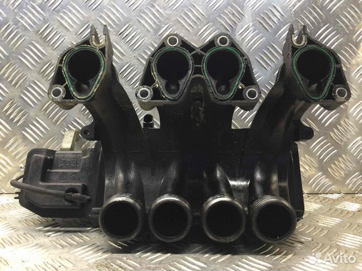 Коллектор впускной Volkswagen Golf 36554906 BEH