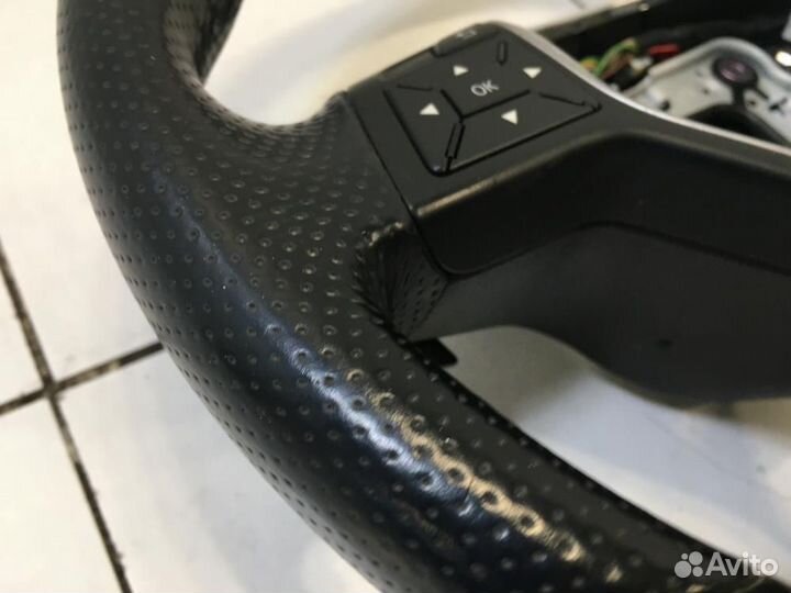 Рулевое колесо Mercedes-Benz E-Class W212