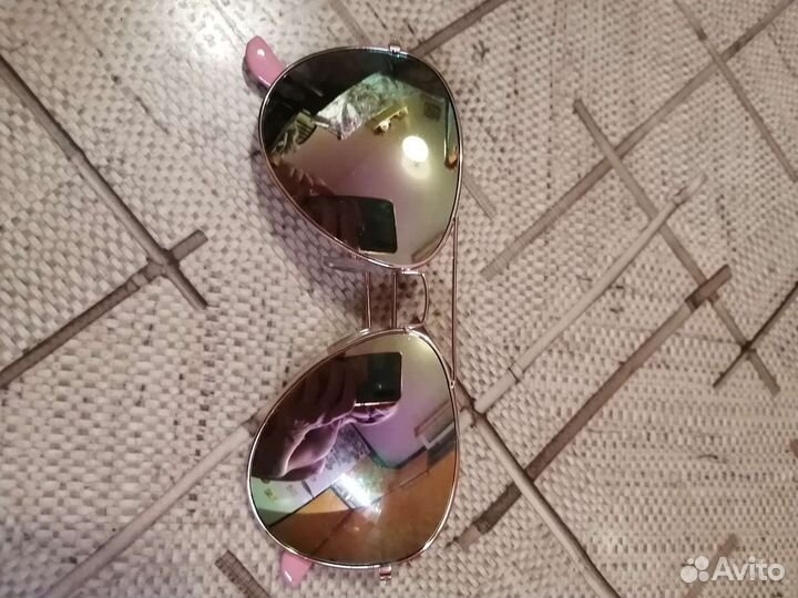 Очки солнцезащитные