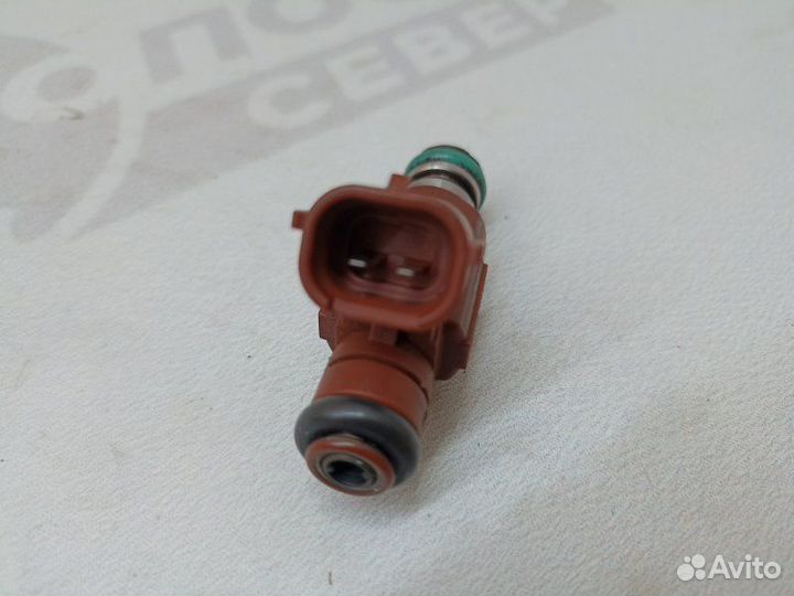 Форсунка топливная Nissan Cube Z11 CR14DE