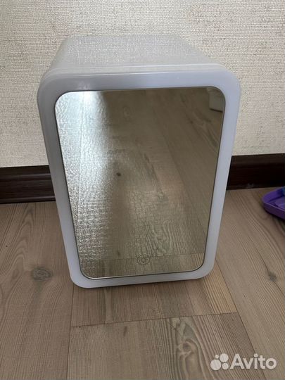 Холодильник для косметики