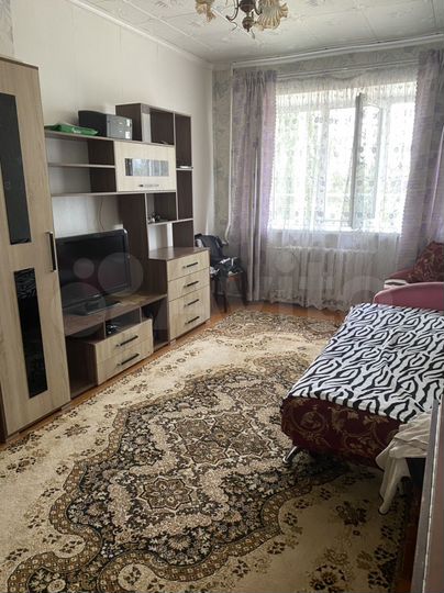 2-к. квартира, 60 м², 3/5 эт.