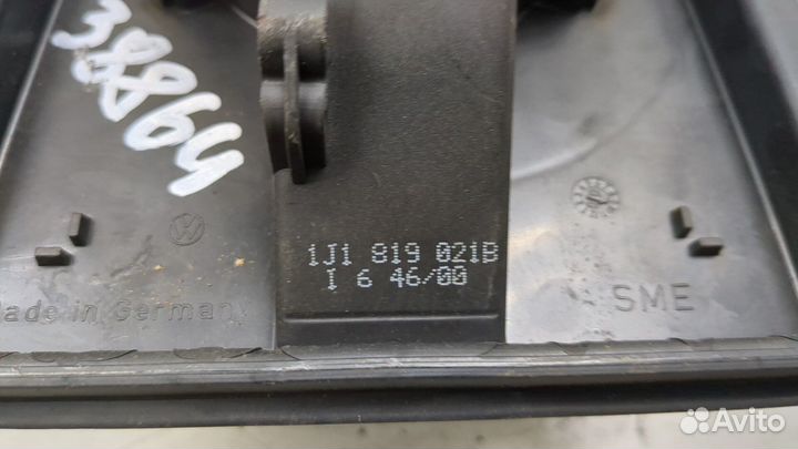 Двигатель отопителя Volkswagen Golf 4