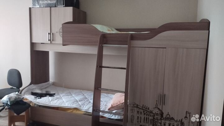 Двухъярусная кровать для детей