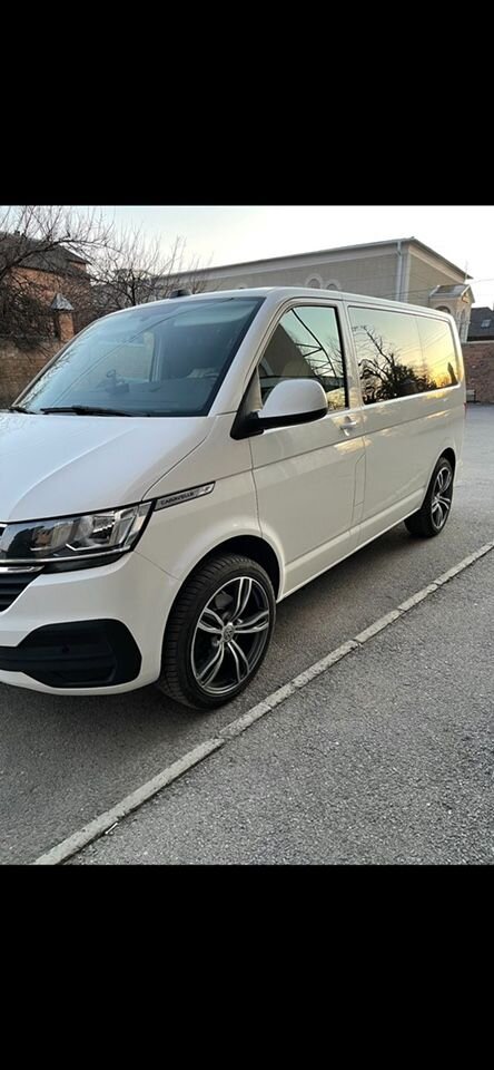Volkswagen Caravelle: фото владельца