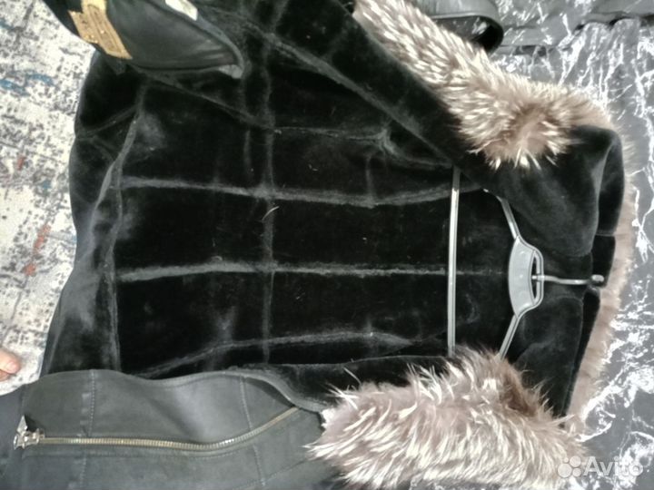 Продам натуральную облегченную дубленку