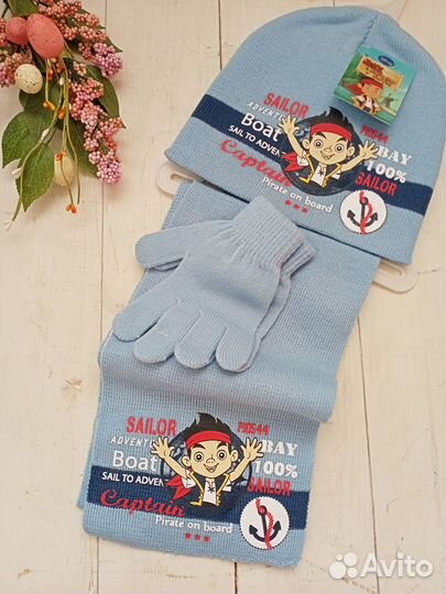 Комплект шапка шарф и перчатки