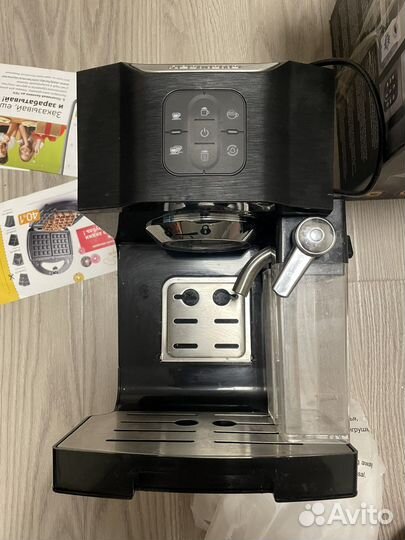 Кофемашина рожковая Redmond