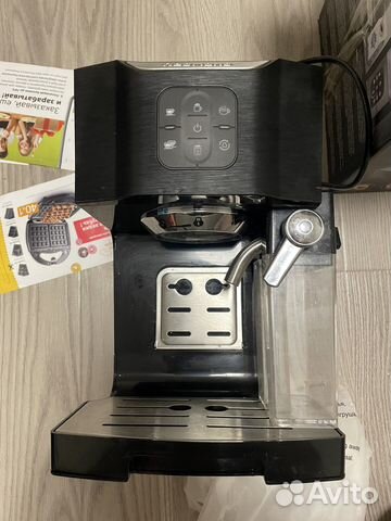 Кофемашина рожковая Redmond