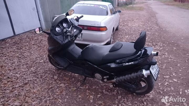 Yamaha T-Max 500-2
