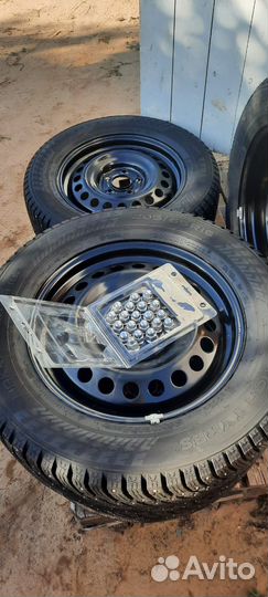 Nokian Tyres Hakkapeliitta 10 205/65 R16